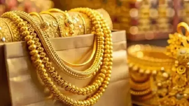 আবারও বাড়লো সোনার দাম, ভরিতে নতুন দর কত