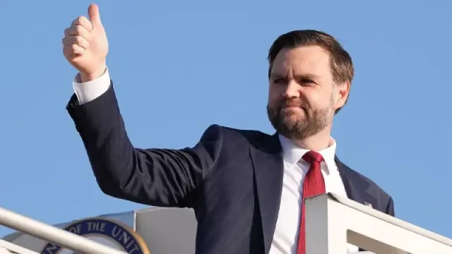 কোনো চুক্তি ছাড়াই পাকিস্তান ছাড়লেন যুক্তরাষ্ট্রের ভাইস প্রেসিডেন্ট জেডি ভ্যান্স