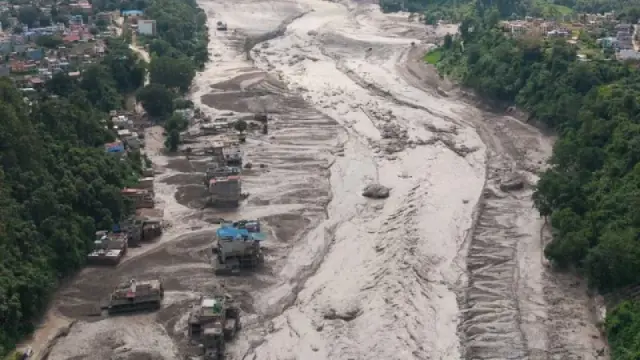 নেপালে দ্বিতীয় দফা বন্যার সতর্কতা