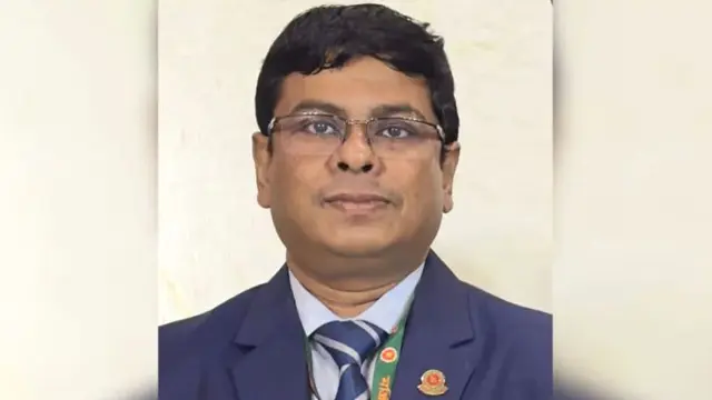 সাবেক আইনমন্ত্রী আনিসুল হকের পিএসকে প্রধান উপদেষ্টার কার্যালয়ে পদায়ন নিয়ে প্রশাসনে ক্ষোভ
