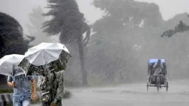 সারা দেশের ১৩ অঞ্চলের জন্য দুঃসংবাদ ও হুঁশিয়ারি সংকেত