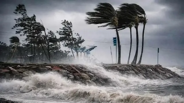 সাত জেলায় বৃষ্টির শঙ্কা, নদীবন্দরে সতর্কসংকেত