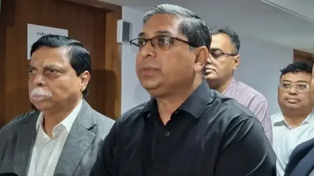 সেপ্টেম্বর থেকে ২ লাখ শ্রমিক নেওয়া শুরু করবে মালয়েশিয়া: মীর শাহে আলম