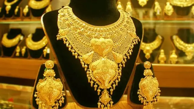স্বর্ণের দামে বড় লাফ
