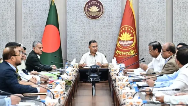 যানজট নিরসনে বৃত্তাকার সড়ক নির্মাণকাজের গতি বাড়ানোর নির্দেশ প্রধানমন্ত্রীর