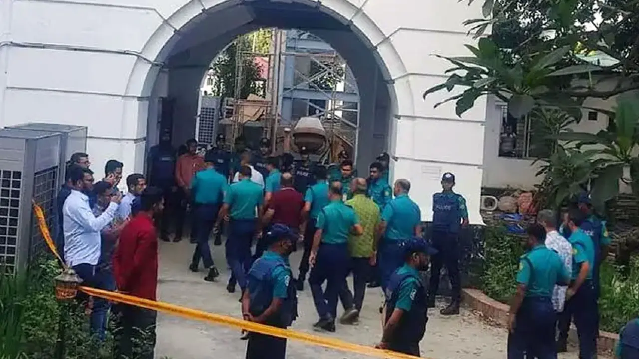 ১৫ সেনা কর্মকর্তাকে কারাগারে পাঠানোর নির্দেশ ১৫ সেনা কর্মকর্তাকে কারাগারে পাঠানোর নির্দেশ
