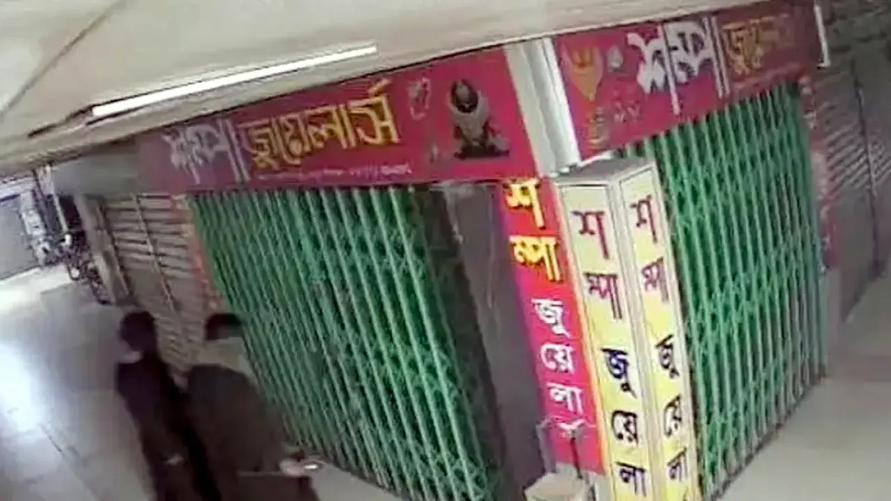 ঢাকায় মালিবাগে জুয়েলারি দোকান থেকে ৫০০ ভরি স্বর্ণালঙ্কার চুরির অভিযোগ