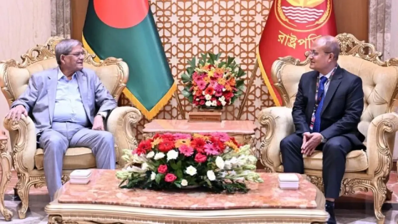 গণতন্ত্র কার্যকরে বিরোধী দলকেও পর্যাপ্ত পরিসর দেওয়া প্রয়োজন: রাষ্ট্রপতি