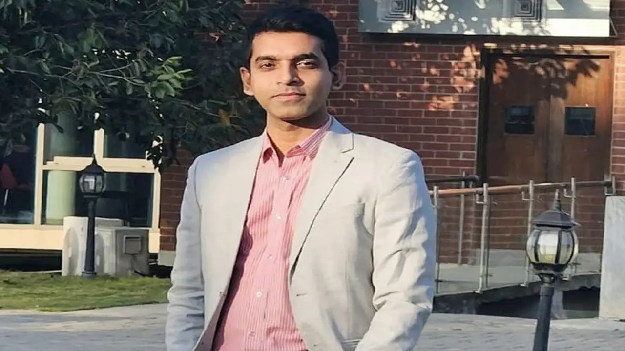 কুমিল্লায় কাস্টমস কর্মকর্তাকে হত্যা, জড়িত ৫ জনকে গ্রেফতার করেছে (র‍্যাব)