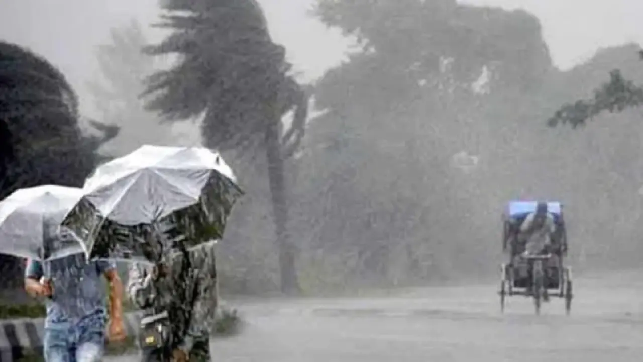 সারা দেশের ১৩ অঞ্চলের জন্য দুঃসংবাদ ও হুঁশিয়ারি সংকেত