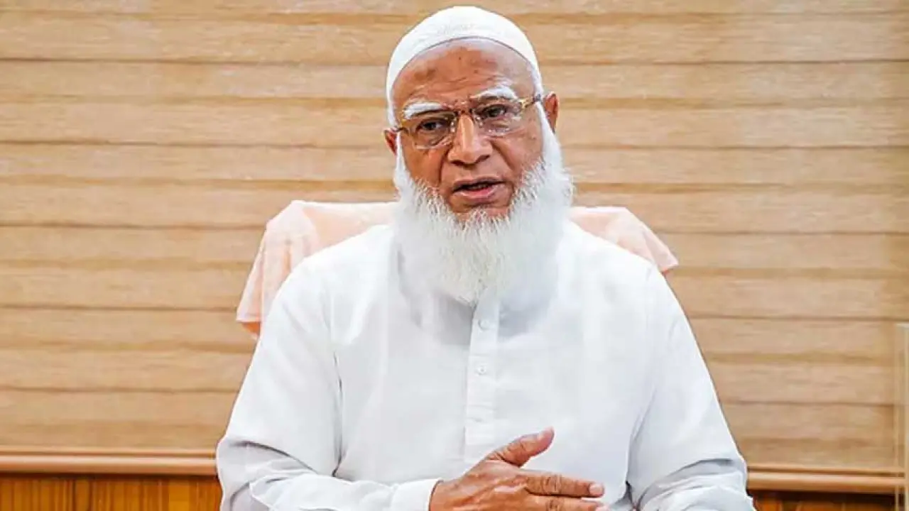 স্বাধীনতা সহ বিভিন্ন ইস্যুতে ক্ষমা চাইলেন জামাতের আমির